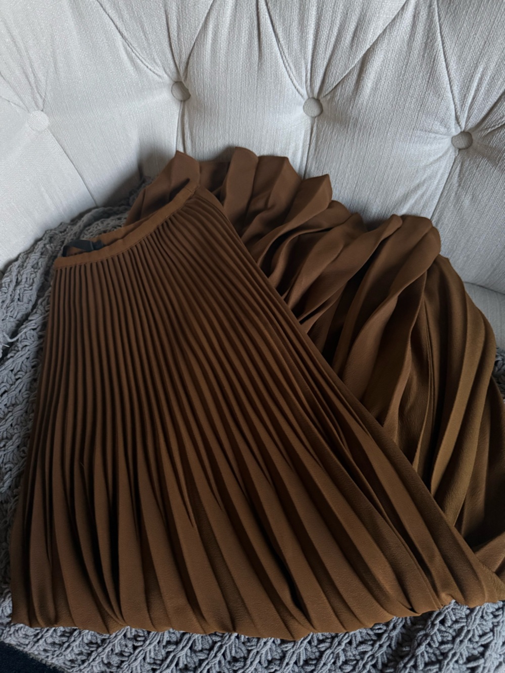 Jenni Kayne Pleated Midi Skirt in Caramel - Picture 4 of 4